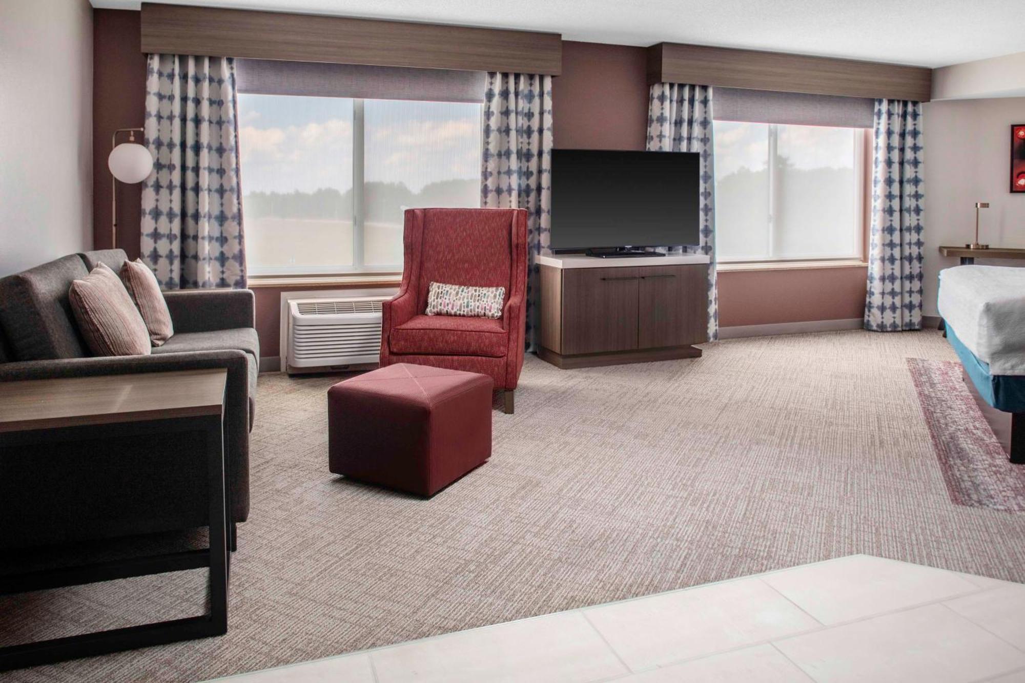Hilton Garden Inn Роанок-Рапидс Экстерьер фото